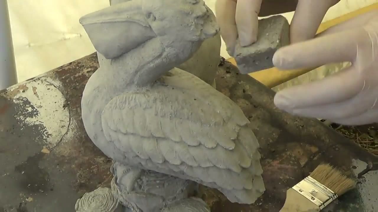 Step 2: Step 2: Rub the Mold Seam Down First
