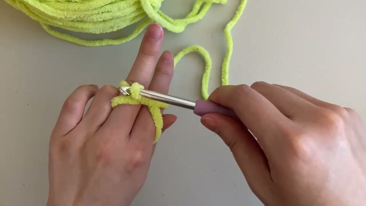 Step 1: Gather Supplies and Work the Magic Circle - How to Crochet a Dinosaur: No-Sew Beginner Amigurumi