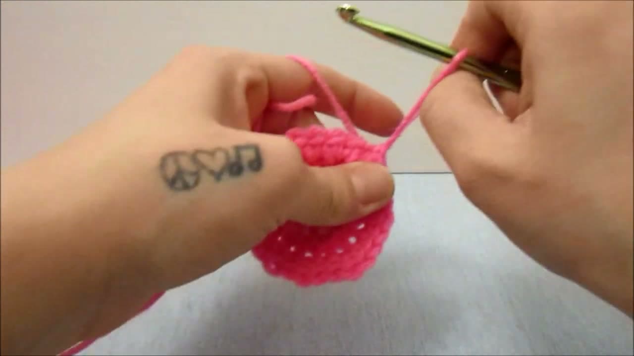Step 5: Work Straight Rounds (the Equator) - How to Crochet a Sphere (Beginner Amigurumi Ball)