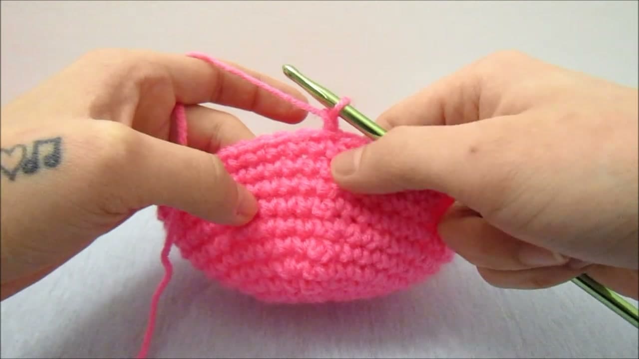 Step 6: Start Decreasing to Close the Top - How to Crochet a Sphere (Beginner Amigurumi Ball)