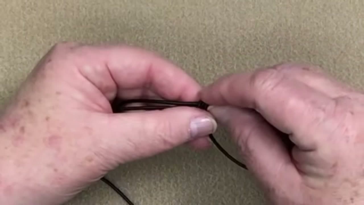 Step 3: Wrap the Working End Around - How to Tie a Bracelet Knot (Adjustable Sliding Knot)