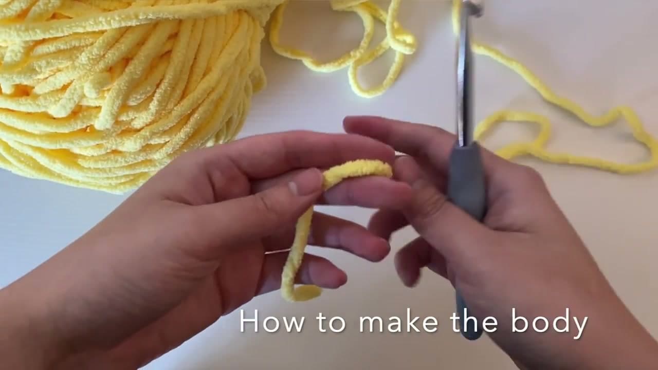 Step 1: Gather Supplies and Start the Magic Ring - How to Crochet a Bee: Beginner Amigurumi