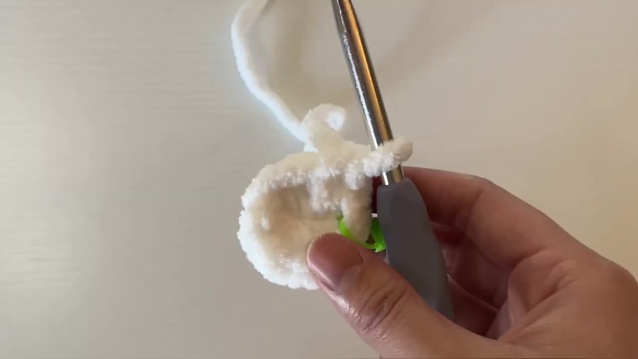 Step 3: Increase Rounds 2 and 3 - How to Crochet an Easter Bunny (Beginner Amigurumi)