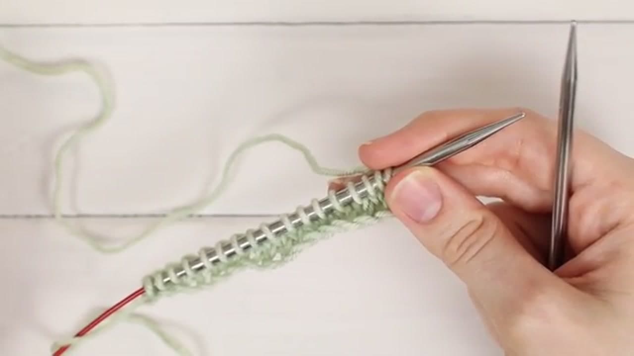 How to Knit and Purl (Stockinette Stitch for Beginners)