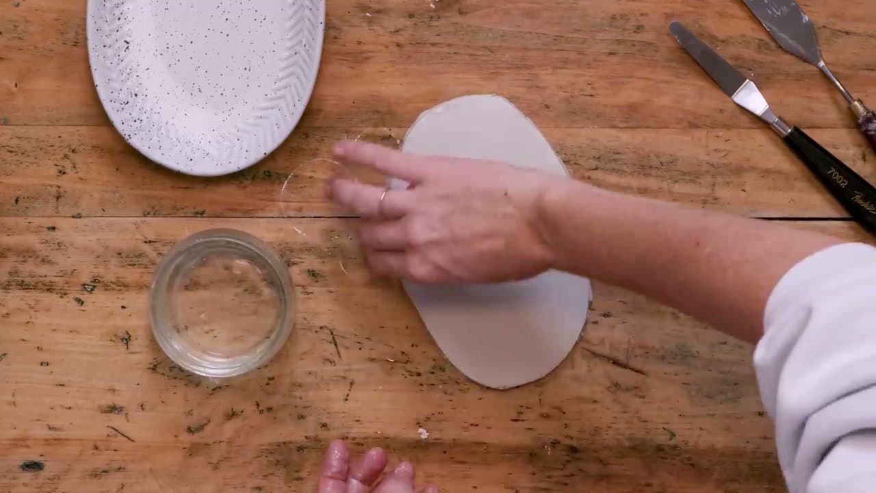 Step 3: Step 3: Shape a Small Dish