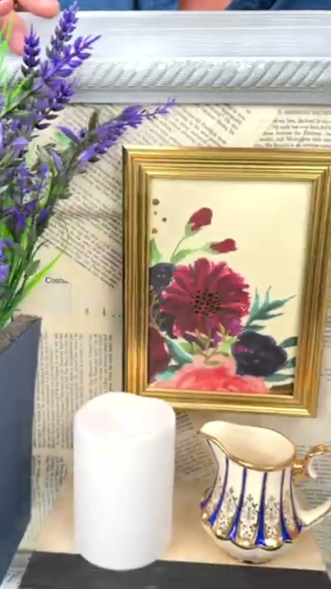 Step 7: Step 7: Final Assembly with Florals and Candle
